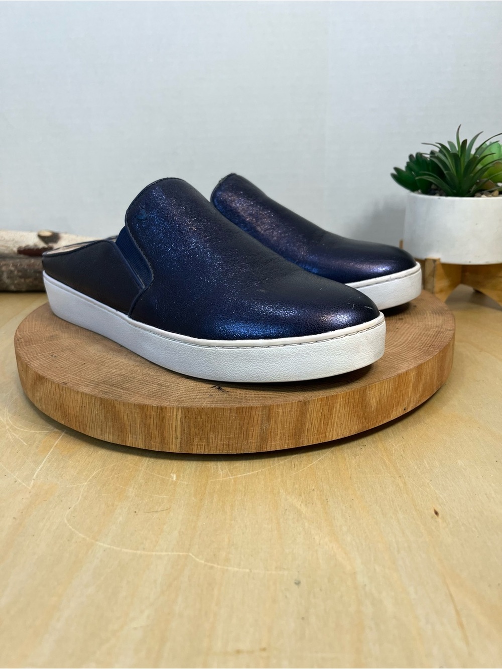 Vionic Splendid Dakota Metallic Navy Blue Slip On Sneaker Mule Shoes Size 8 - Picture 8 of 16